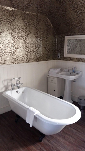 Bathroom 4, Karma Lake of Menteith Hotel, Stirling