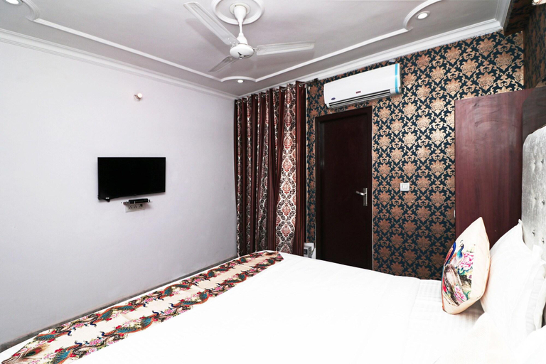Public Area 3, Airport Hotel Eagle Eye, Delhi