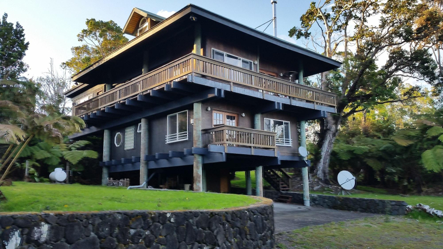 Exterior & Views 1, Volcano Acres Ranch B&B, Hawaii