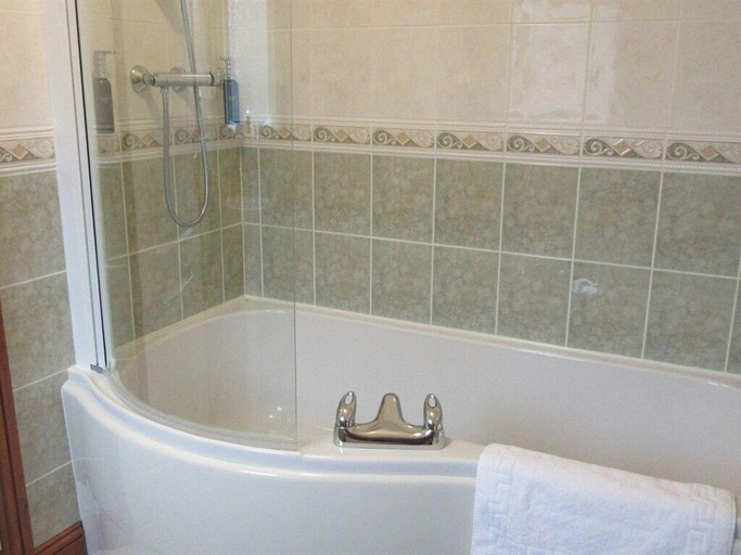 Bathroom 3, Cornish Valley View B&B, Cornwall