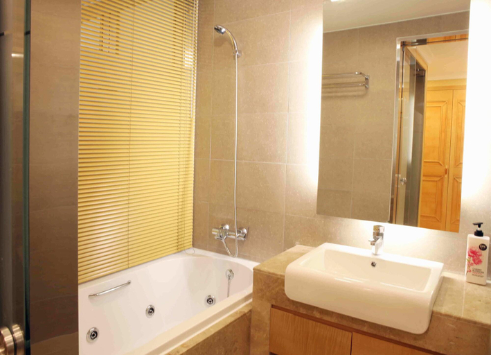 Bathroom 4, Fontana Beach Hotel, Muan