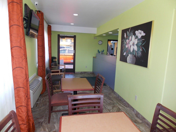 Public Area 2, Apex Inn, Stanislaus