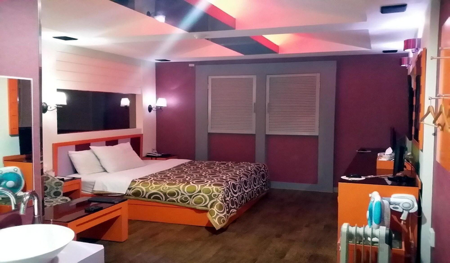Bedroom 2, SKY Hotel, Cheonan