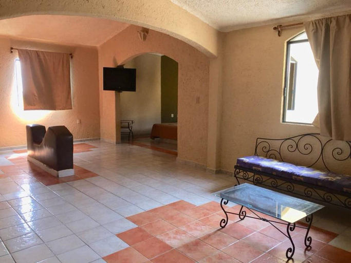 Public Area, El Fuerte Motel, Acapulco de Juárez