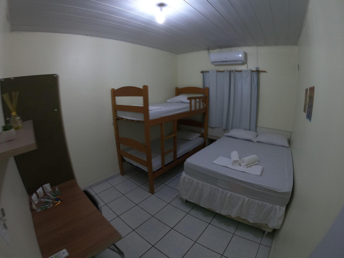 Bedroom 4, Apiaká Hostel, Maués
