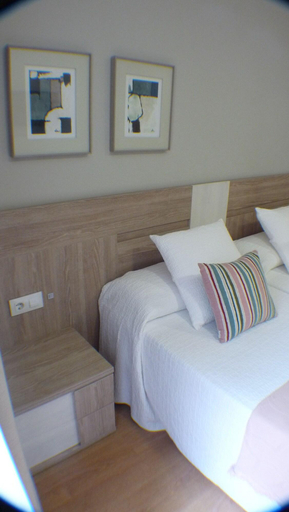 Bedroom 3, Hotel Roquiño, Pontevedra
