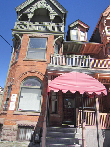 Exterior & Views 1, Spadina 11 Guesthouse, Toronto