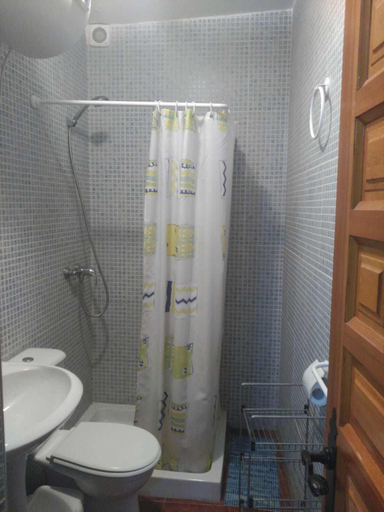 Bathroom 4, Hostal San Bartolomé, Ciudad Real