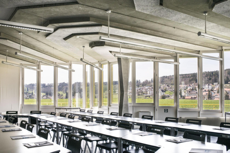 Business Facilities 14