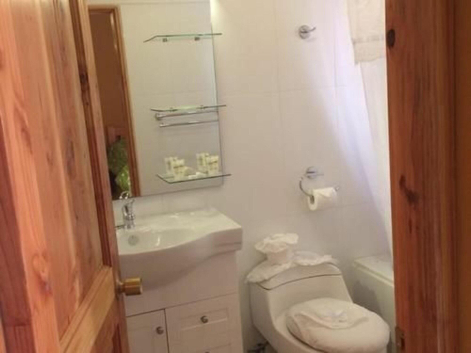 Bathroom 4, Hotel Corvatsch Chile, El Loa