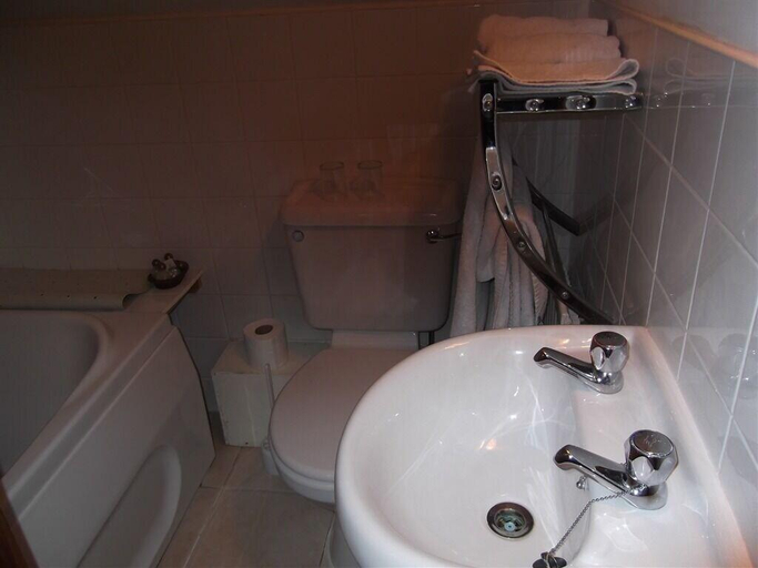 Bathroom 4, Jug and glass, Derbyshire