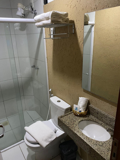 Bathroom 4, Hotel Aquarius, Fortaleza