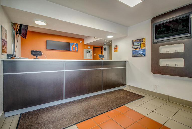 Public Area 3, Motel 6 Conroe, TX, Montgomery
