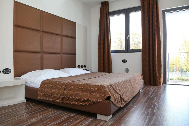 Bedroom 2, Blu 9 Hotel, Como