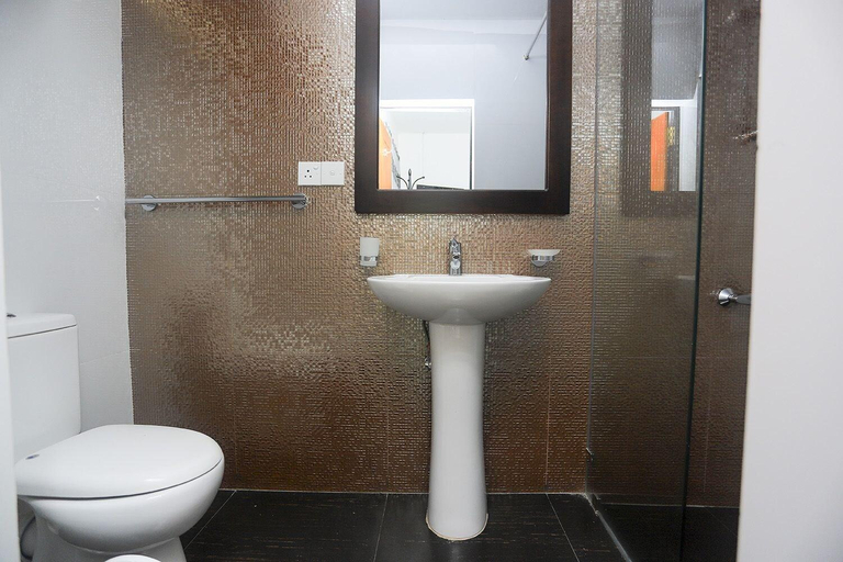 Bathroom 4, Vendol sky resort, K.F.G. & G. Korale