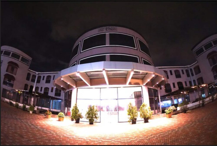 Exterior & Views 2, Regent Star Hotel