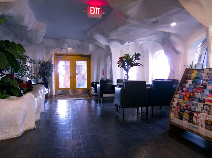 Public Area 3, The Hyundae Hotel, Riverside