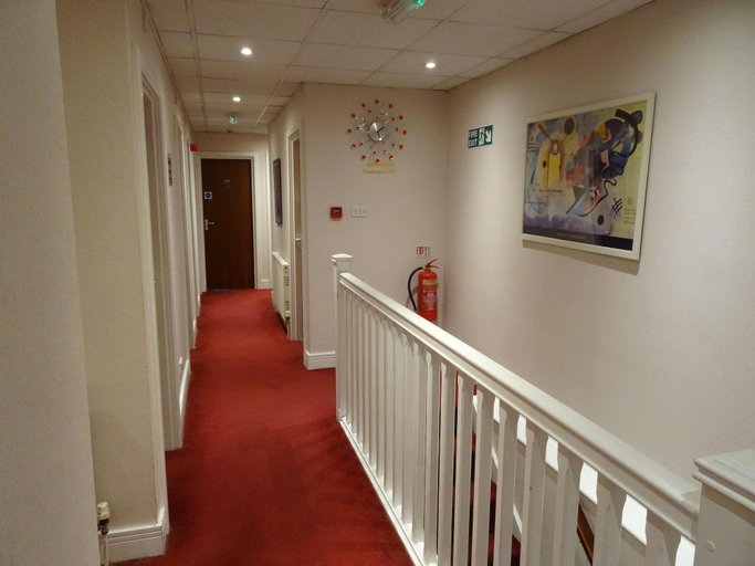 Public Area 2, AJ Lodge, Slough