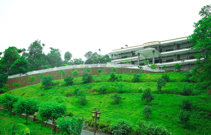 Periyarmountainpalace, Theni