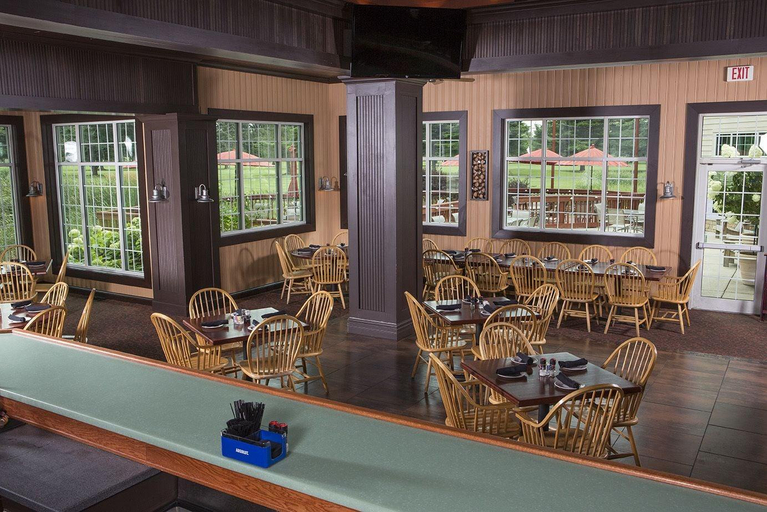 Public Area 3, Swan Lake Resort, Marshall