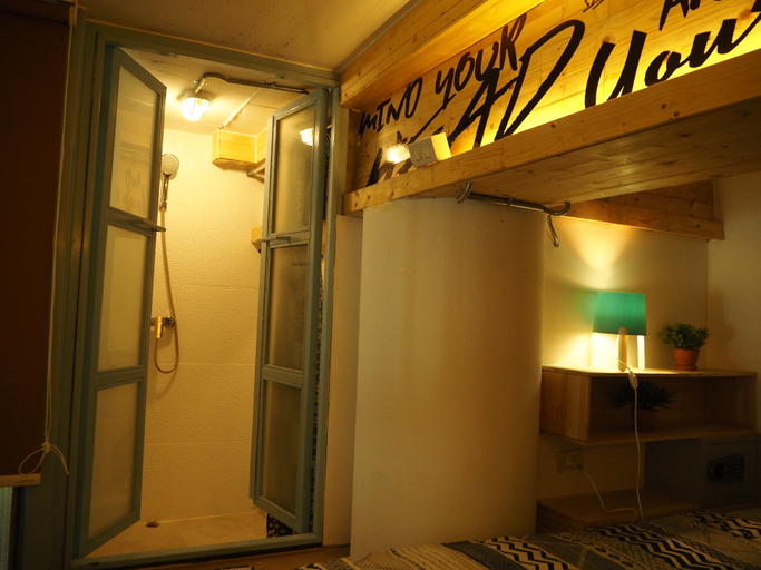 Public Area 5, Blu Cabin Ari Stylish Gay Poshtel, Phaya Thai