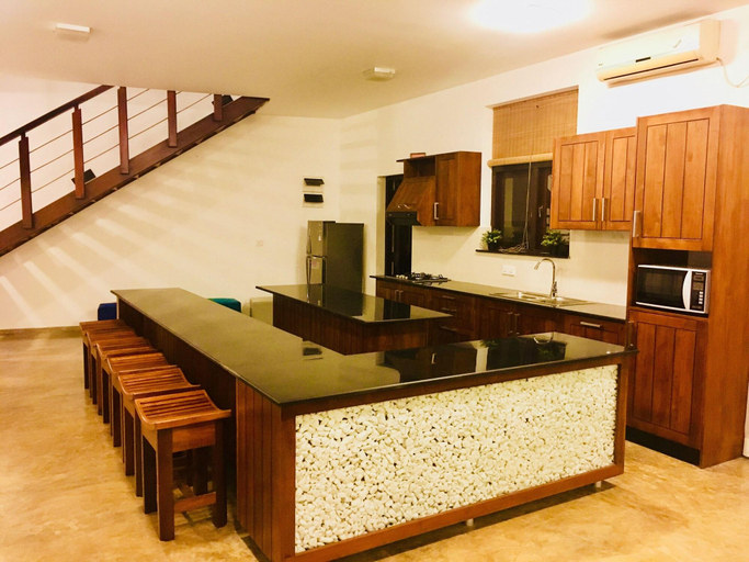 Public Area 2, 8 Plus Villa, Kaduwela
