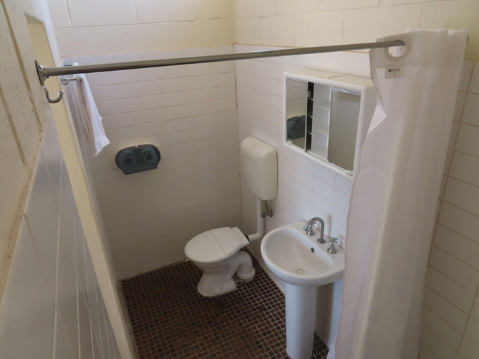 Bathroom 3, Ceduna East West Motel, Ceduna