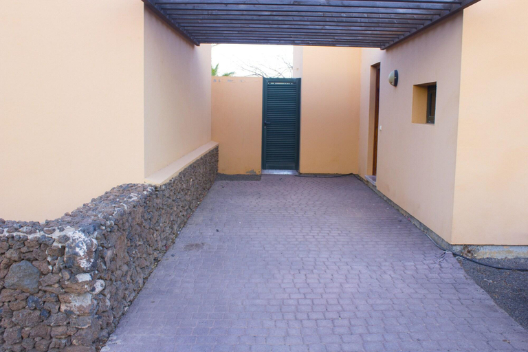 Public Area, GBH Volcanic Beach, Las Palmas