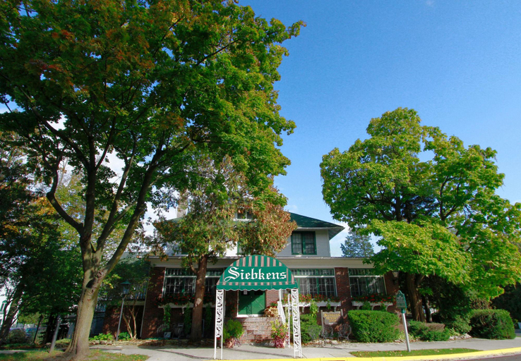Exterior & Views 2, Siebkens Resort, Sheboygan
