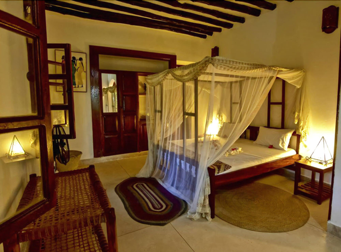 Bedroom 3, Mangrove Lodge, Magharibi