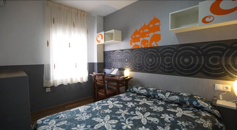 Bedroom 2, Hostal Gaudi Cuenca, Cuenca