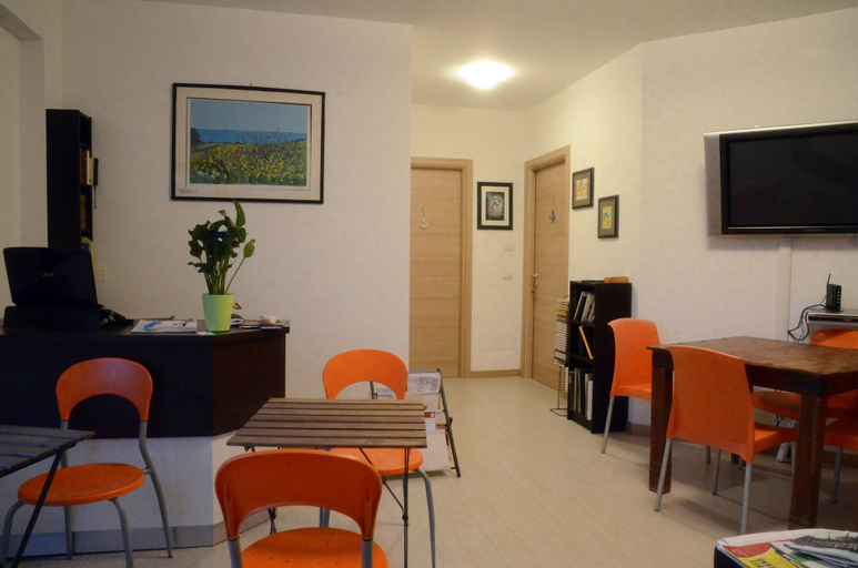 Public Area 3, B&B Pontemare, Ancona