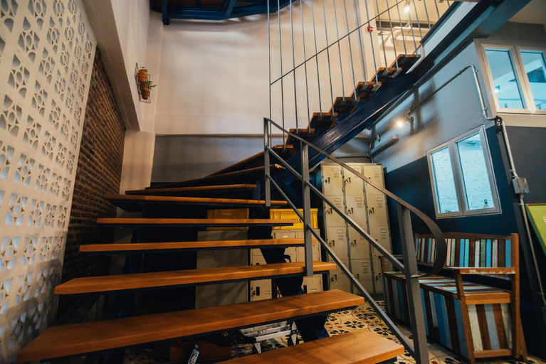 Public Area 2, Chernchan Hostel, Muang Chanthaburi