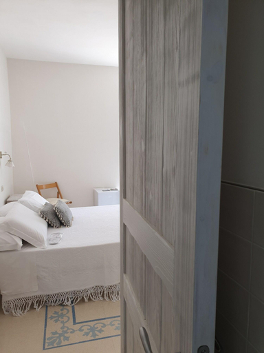 Bathroom 5, Trullitria Rooms, Bari