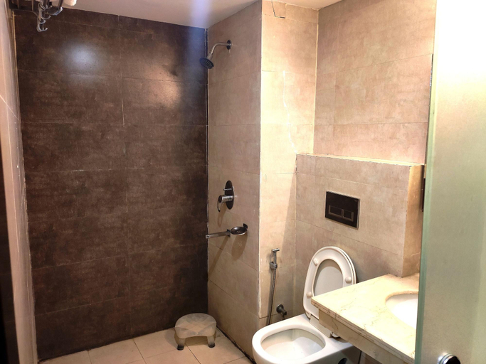 Bathroom 4, Hotel Elysee Dehradun, Dehradun