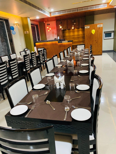 Food & Drinks 5, Hotel Sanskar Palace, Vaishali Nagar, Jaipur, Jaipur
