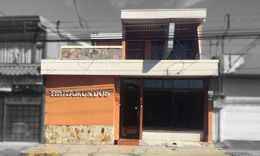 Exterior & Views, Hostel Trotamundos, Alajuela
