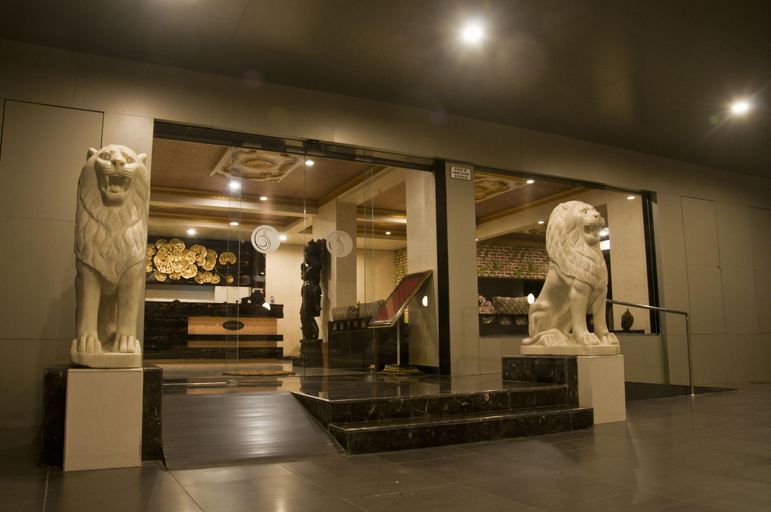 Public Area 2, Hotel Casa Riva, Surat