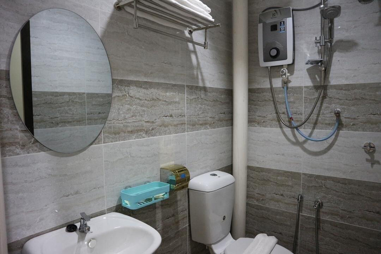 Bathroom 4, DCozy Hotel, Seberang Perai Tengah