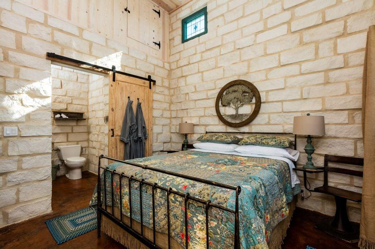 Public Area 2, TimberRose B&B, Gillespie
