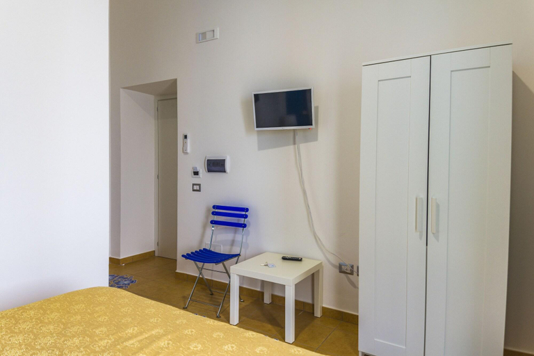 Bedroom 4, B&B Le Marinelle, Salerno