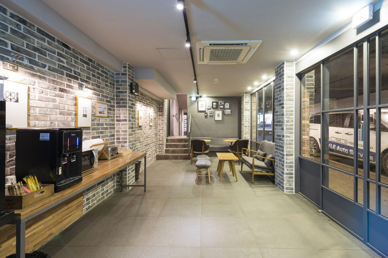 Food & Drinks 5, No. 25 Hotel, Suyeong