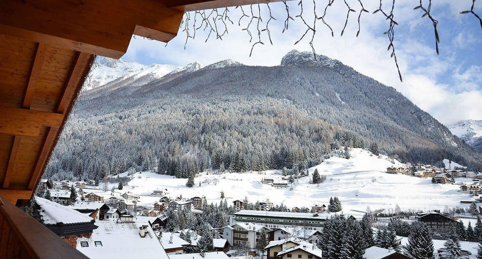 Exterior & Views 2, Hotel La Soldanella, Trento