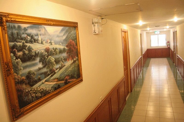 Public Area 3, Navanakorn Golden View Hotel, Khlong Luang
