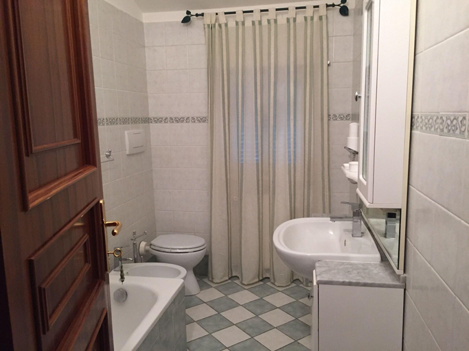 Bathroom 4, VillaGiò B&B, Rome