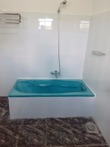 Bathroom 4, Hotel Moonstone, N. Palatha Central