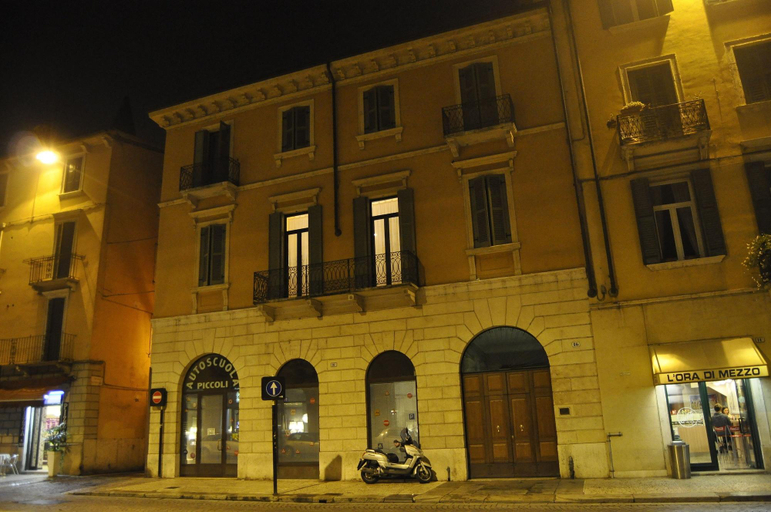 Exterior & Views 2, Casa Esvael Rooms, Verona