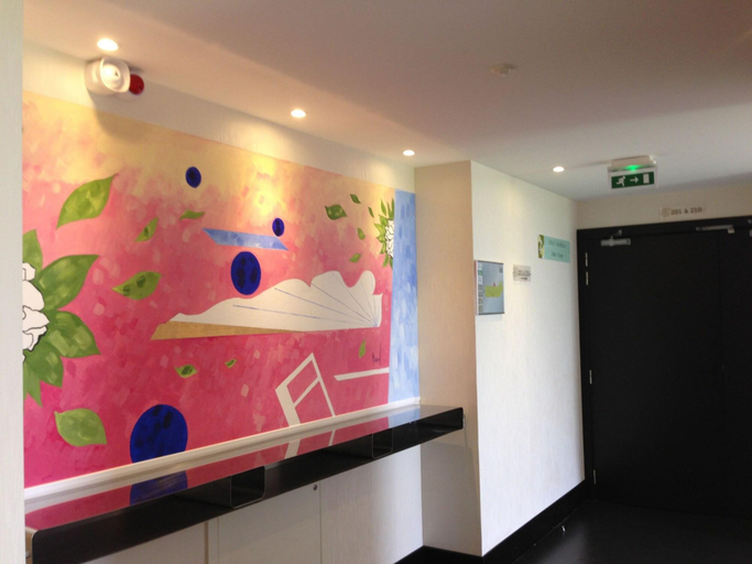 Public Area 2, Hotel Gardenia, Gironde