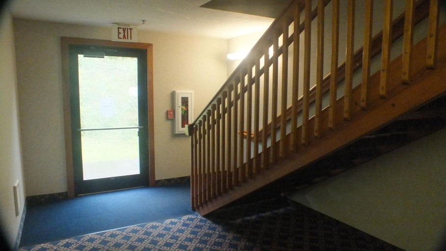 Public Area 3, Quality Express Inn & Suites, Wood
