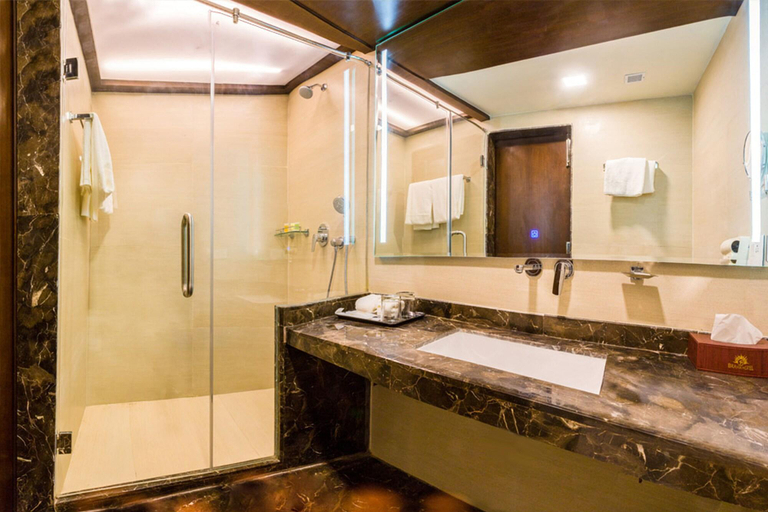 Bathroom, ホテル ブラビア バイシャリ バイ サトグル, Ajmer